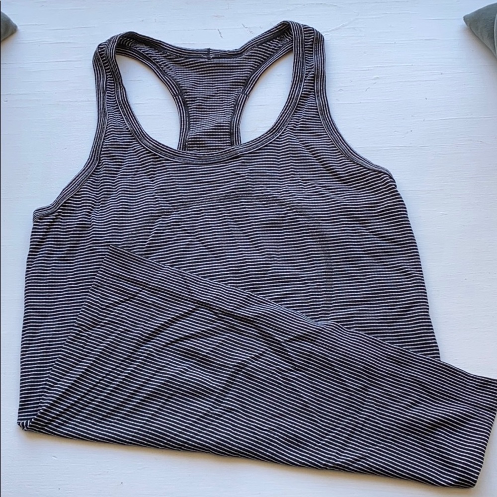 Lululemon Swiftly Tech Racerback Tank Size 6